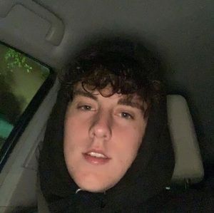 Meet your Posher, Kyle